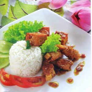 Cơm sườn rim