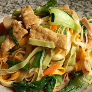Mì xào chay thập cẩm