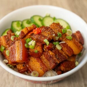 Cơm thịt kho tiêu
